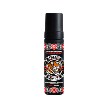Tiger Spit - Pianka myjąca, 200  ml